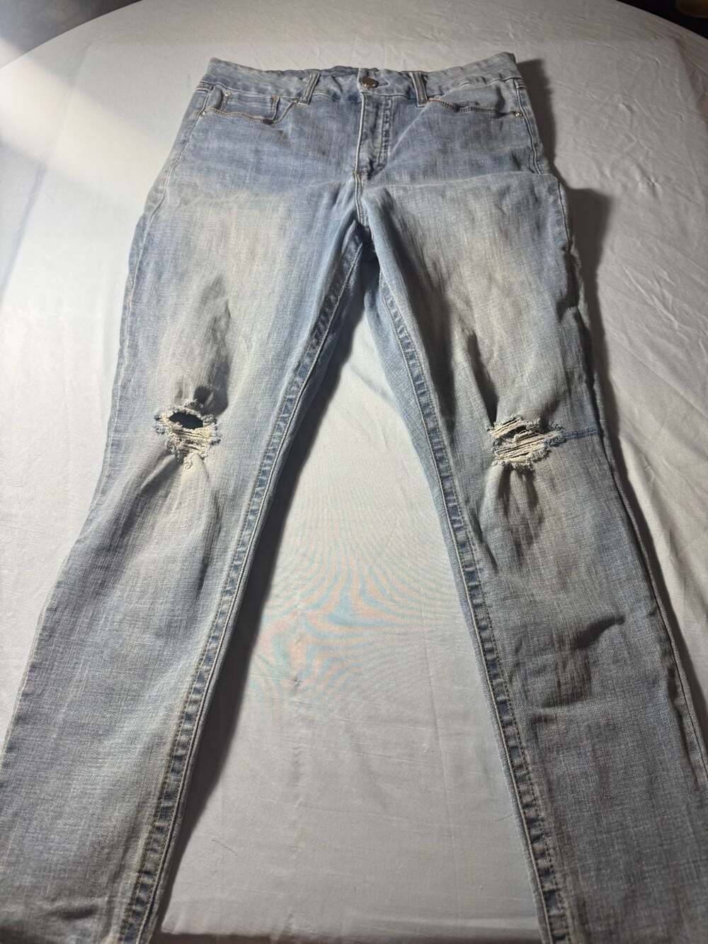 Seven7 Jeans Womens 16 Light Wash Distressed Knee Skinny Jeans